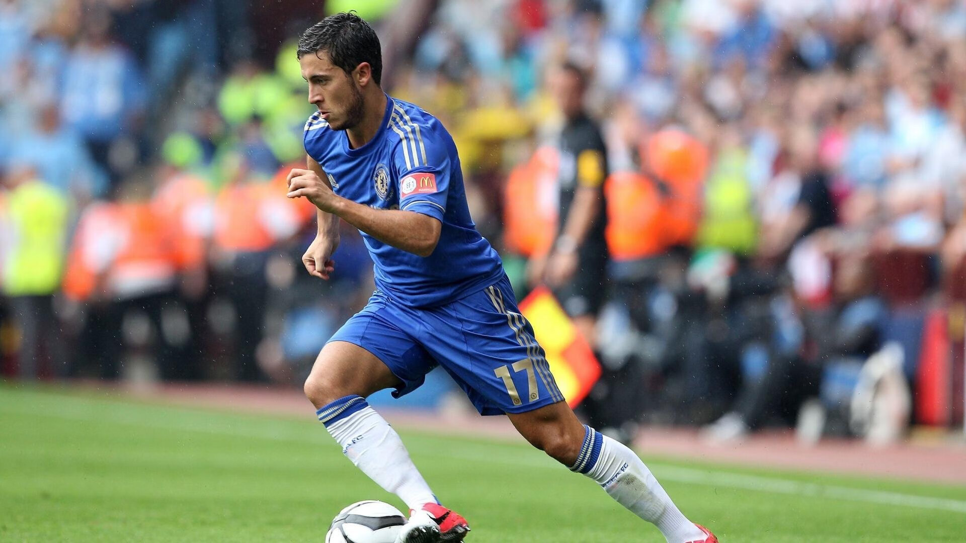 开云体育充值-德甲引入虚拟实境观赛体验，开启科技新篇章，虚拟足球英国联赛